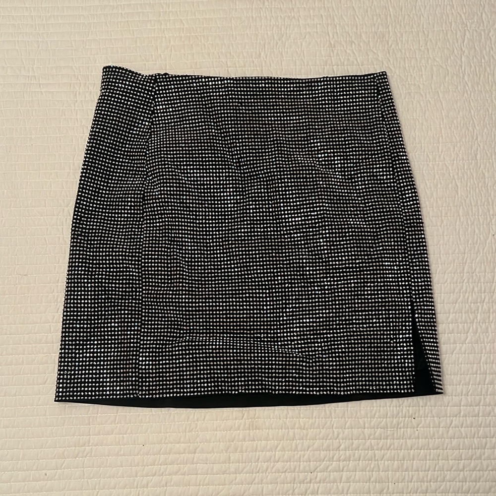 SIZE Small Black/Silver Sequin Mini Skirt - worn once